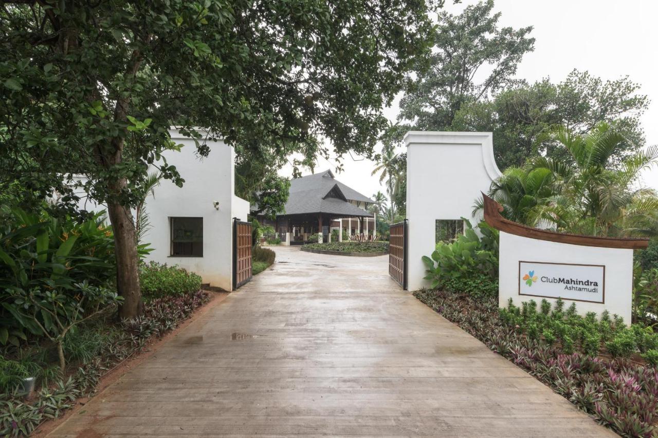 Club Mahindra Ashtamudi Hotel Nindakara Luaran gambar