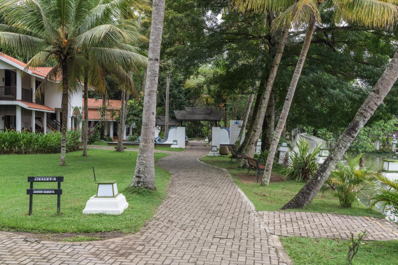 Club Mahindra Ashtamudi Hotel Nindakara Luaran gambar