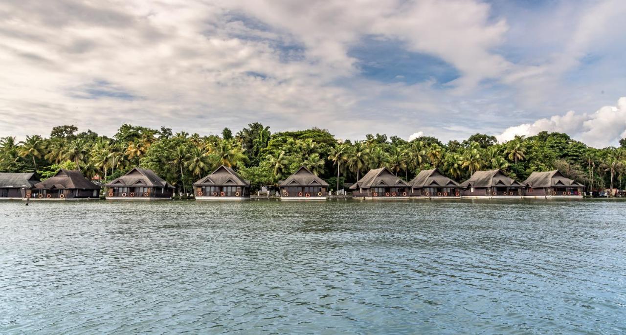 Club Mahindra Ashtamudi Hotel Nindakara Luaran gambar