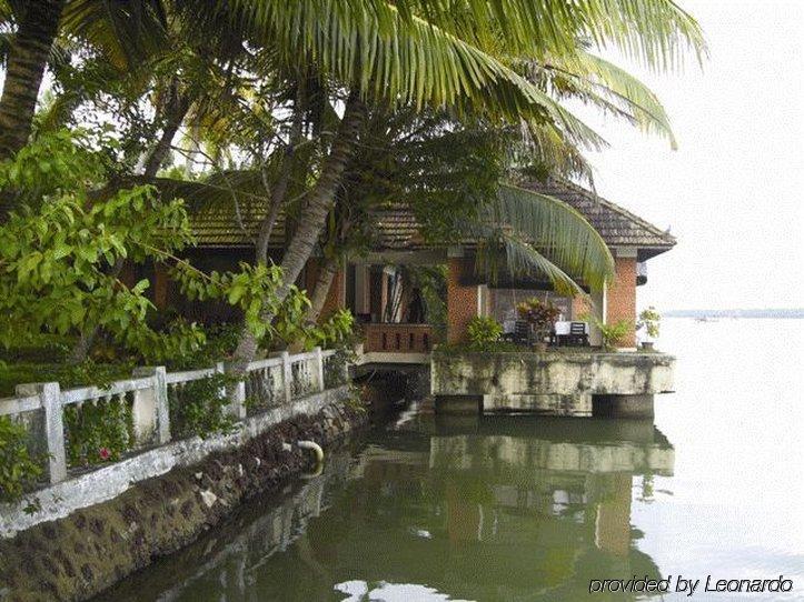 Club Mahindra Ashtamudi Hotel Nindakara Luaran gambar