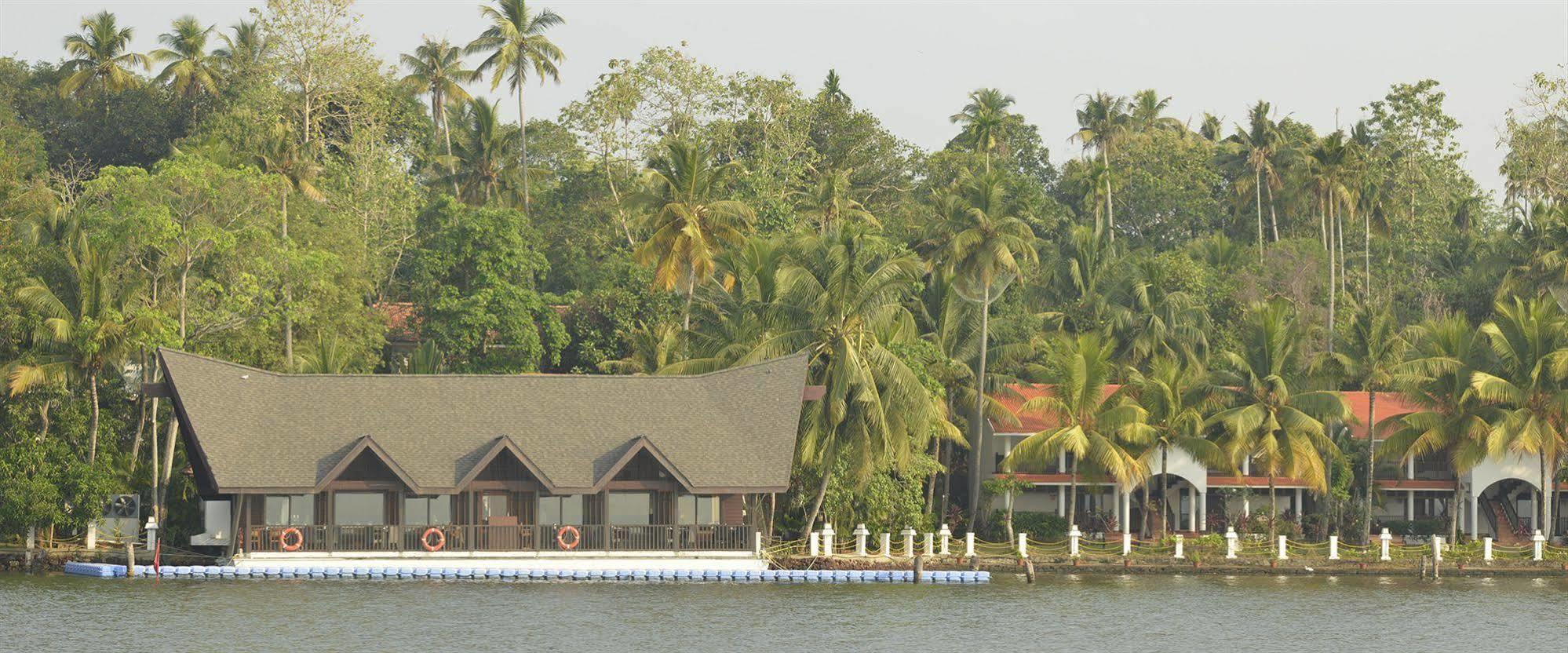 Club Mahindra Ashtamudi Hotel Nindakara Luaran gambar