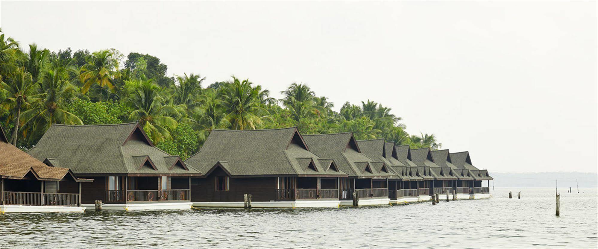 Club Mahindra Ashtamudi Hotel Nindakara Luaran gambar